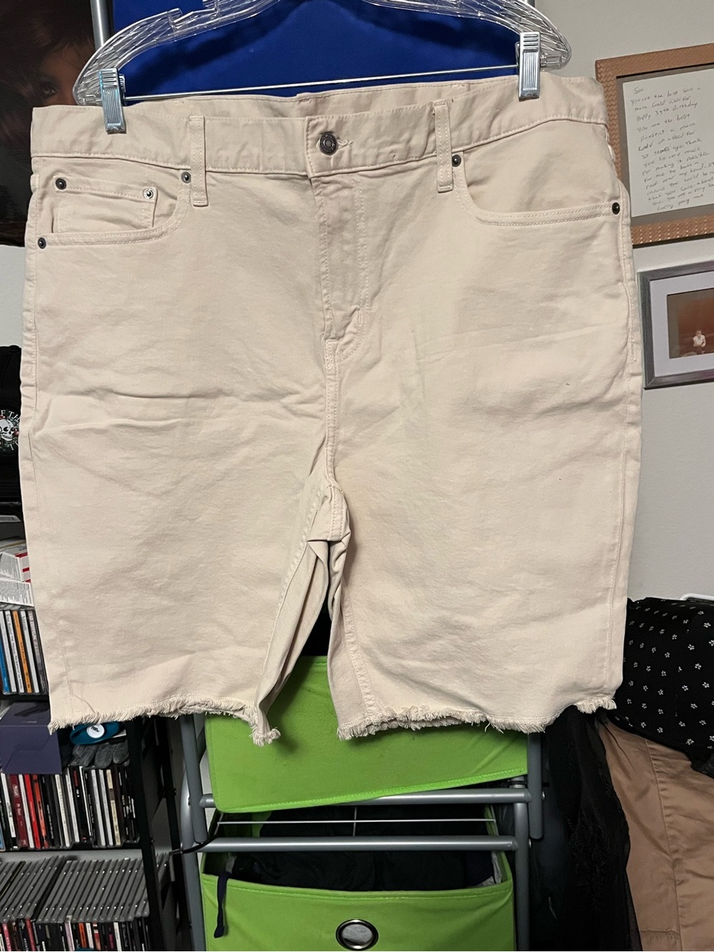 Old Navy 40W Slim Built-In Flex Jean Raw-Edge Shorts 9.5-inch Inseam NEW